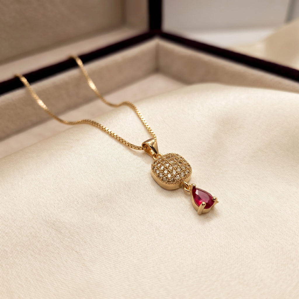 A Little Pendent, A Lot Of Elegance