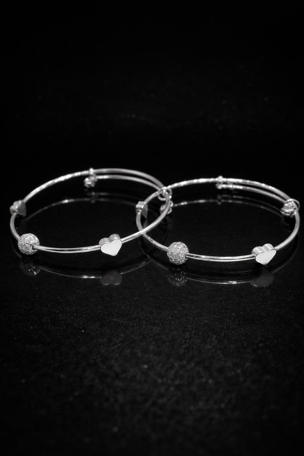 Minimal On The Wrist, Maximal On Style