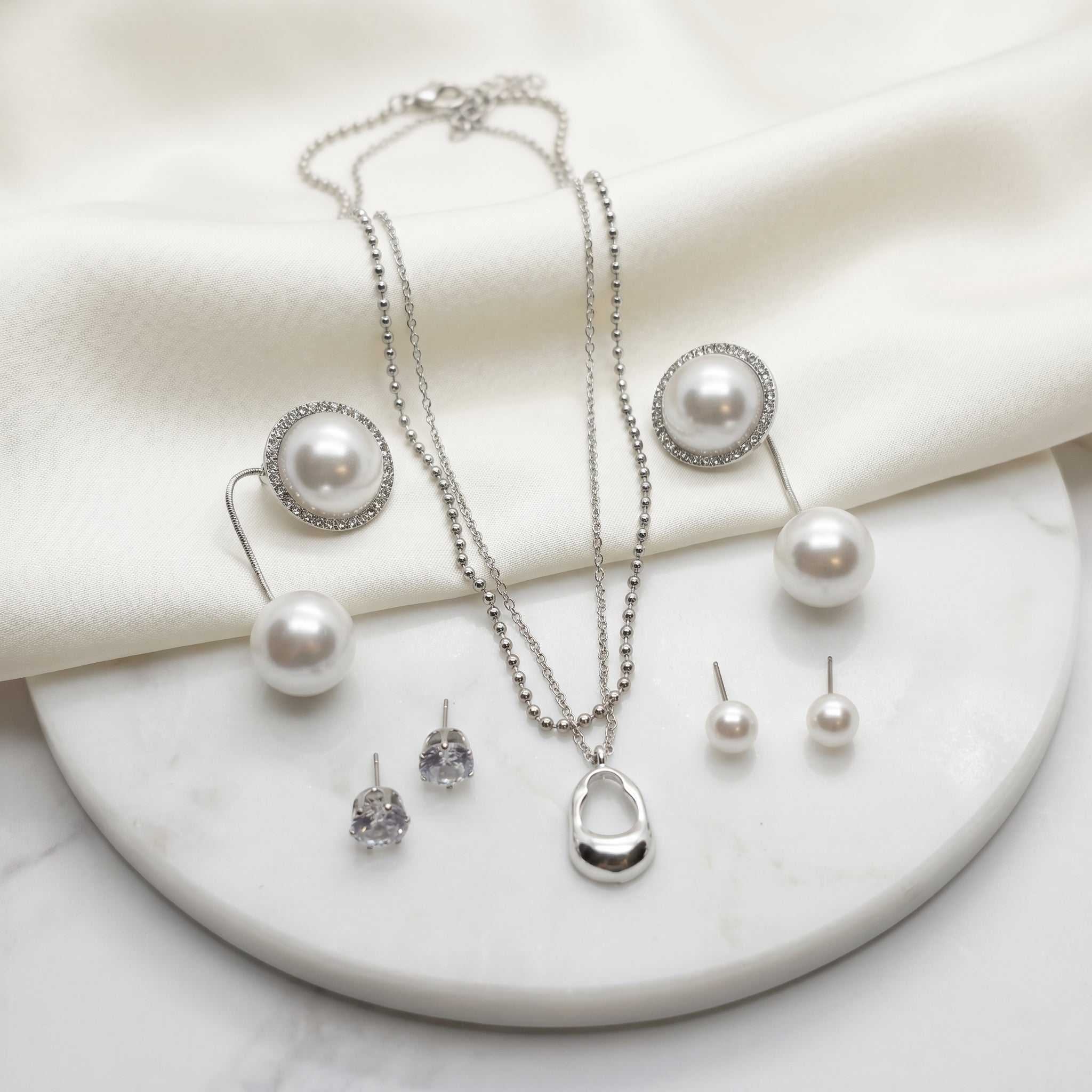 Timeless Silver, Beautifully Pretended
